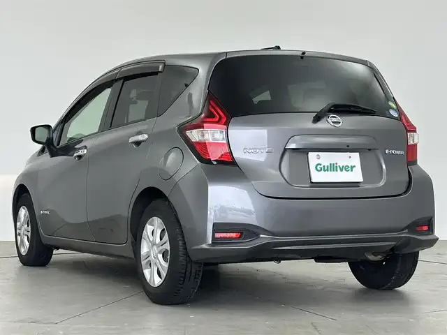 日産 ノート e－パワー X 愛知県 2017(平29)年 6.2万km グレー 純正ナビ　/（フルセグ/BT/CD/DVD） /衝突軽減システム　/レーンキープアシスト　/オートライト　/電動格納ミラー　/ドライブレコーダー　/純正ホイールキャップ