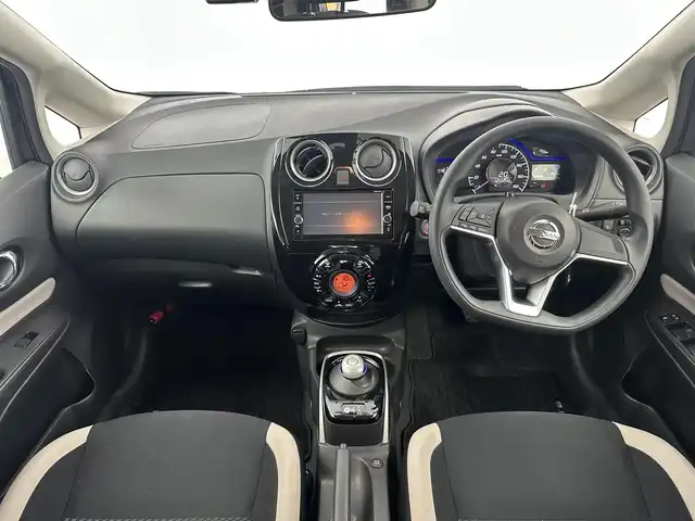 日産 ノート e－パワー X 愛知県 2017(平29)年 6.2万km グレー 純正ナビ　/（フルセグ/BT/CD/DVD） /衝突軽減システム　/レーンキープアシスト　/オートライト　/電動格納ミラー　/ドライブレコーダー　/純正ホイールキャップ