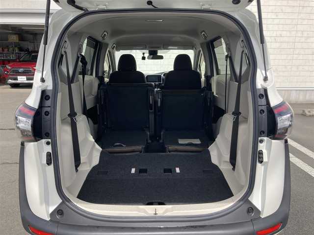 トヨタ シエンタ G 静岡県 2016(平28)年 4.8万km ホワイトパールクリスタルシャイン Toyota Safety Sense/純正SDナビ(NSCD-W66)/　AM FM CD Bluetooth AUX/バックモニター/前方ドライブレコーダー/LEDオートヘッドライト/両側パワースライドドア/純正15インチアルミホイール/革巻きステアリング/ステアリングスイッチ/フルセグTV/ビルトインETC/モデリスタエアロ(フロント/リアスポイラー)