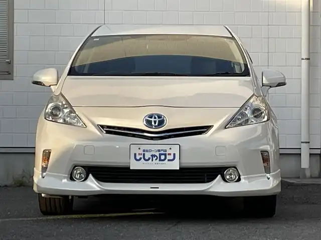 トヨタ プリウス α S 三重県 2014(平26)年 10.3万km ホワイトパールクリスタルシャイン (株)IDOMが運営する【じしゃロン四日市店】の自社ローン専用車両になります。こちらは現金またはオートローンご利用時の価格です。自社ローンご希望の方は別途その旨お申付け下さい/純正ナビ（CD/DVD/フルセグTV/BT）/バックカメラ/ビルトインETC/ステアリングスイッチ/ドアバイザー/LEONIS18インチAW/Pスタート/スマートキー