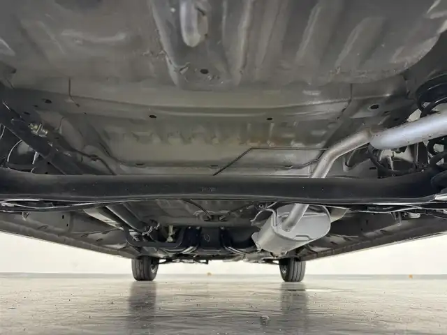 ホンダ Ｎ ＢＯＸ カスタム SSブラックSパッケージ 三重県 2017(平29)年 6.1万km クリスタルブラックパール ガソリン/FF/インパネCVT/カロッツェリア『楽ナビ』（7インチ） AVIC-RZ800/（CD/DVD/MSV/SD/FM/AM/TV/Bluetooth/iPod/USB/ドラレコ入力あり）/バックカメラ/両側パワースライドドア/ビルトイン ETC/安全/・VSA（トラクションコントロール、ABS）/装備/・シートヒーター（D/N）/・オートライト/・ディスチャージヘッドランプ（HIDヘッドランプ）/・オートエアコン/・プッシュスタート/・ステアリングスイッチ/・純正14inAW（オールブラック塗装）/・スマートキーx1