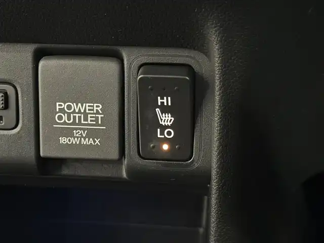 ホンダ Ｎ ＢＯＸ カスタム SSブラックSパッケージ 三重県 2017(平29)年 6.1万km クリスタルブラックパール ガソリン/FF/インパネCVT/カロッツェリア『楽ナビ』（7インチ） AVIC-RZ800/（CD/DVD/MSV/SD/FM/AM/TV/Bluetooth/iPod/USB/ドラレコ入力あり）/バックカメラ/両側パワースライドドア/ビルトイン ETC/安全/・VSA（トラクションコントロール、ABS）/装備/・シートヒーター（D/N）/・オートライト/・ディスチャージヘッドランプ（HIDヘッドランプ）/・オートエアコン/・プッシュスタート/・ステアリングスイッチ/・純正14inAW（オールブラック塗装）/・スマートキーx1