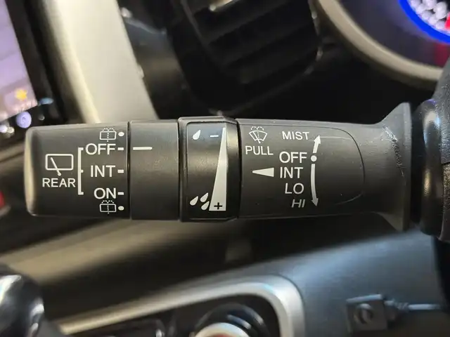 ホンダ Ｎ ＢＯＸ カスタム SSブラックSパッケージ 三重県 2017(平29)年 6.1万km クリスタルブラックパール ガソリン/FF/インパネCVT/カロッツェリア『楽ナビ』（7インチ） AVIC-RZ800/（CD/DVD/MSV/SD/FM/AM/TV/Bluetooth/iPod/USB/ドラレコ入力あり）/バックカメラ/両側パワースライドドア/ビルトイン ETC/安全/・VSA（トラクションコントロール、ABS）/装備/・シートヒーター（D/N）/・オートライト/・ディスチャージヘッドランプ（HIDヘッドランプ）/・オートエアコン/・プッシュスタート/・ステアリングスイッチ/・純正14inAW（オールブラック塗装）/・スマートキーx1