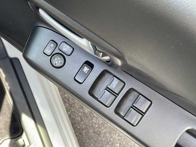 スズキ ワゴンＲ HYBRID FZ 高知県 2020(令2)年 6.2万km ピュアホワイトP 社外ナビ/(Bluetooth/CD/SD/DVD/ワンセグ)/ETC/バックカメラ/前方ドライブレコーダー/純正14インチアルミホイール/D席シートヒーター/レーンキープアシスト/オートライト/LEDヘッドライト/プッシュスタート/スマートキー/アイドリングストップ/フロアマット/横滑り防止装置/衝突被害軽減ブレーキ/電動格納ミラー