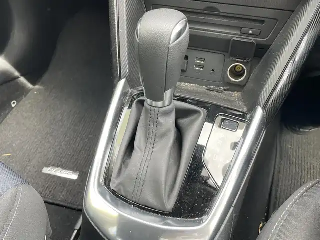 マツダ デミオ XD 新潟県 2015(平27)年 11.2万km ジェットブラックマイカ ユーザー買取車両/セーフティパッケージ/純正SDナビ/　フルセグ/BT/DVD/CD/USB/ステアリングスイッチ/ETC/LEDヘッドライト/オートライト/オートハイビーム/スマートキー/プッシュスタート
