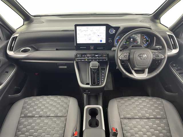 トヨタ ヴォクシー ハイブリッド S－Z 福島県 2023(令5)年 2.2万km スパークリングブラックパールクリスタルシャイン /純正10.5インチディスプレイオーディオPlus//ナビ付/フルセグTV Bluetooth Miracast/CD DVD FM AM HDMI USB//バックカメラ//純正フリップダウンモニター//トヨタセーフティーセンス//アダプティブクルーズコントロール//快適利便パッケージ//ハンズフリーデュアルパワースライドドア//ユニバーサルステップ//パワーバックドア //ステアリングヒーター//オットマン//セカンドシートシートヒーター //フロントシートシートヒーター //電動パーキングブレーキ//ビルトインETC2.0//100Vコンセント