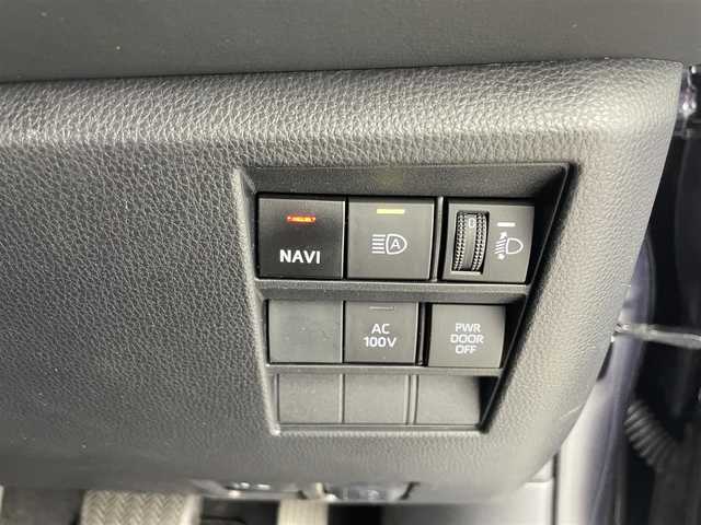 トヨタ ヴォクシー ハイブリッド S－Z 福島県 2023(令5)年 2.2万km スパークリングブラックパールクリスタルシャイン /純正10.5インチディスプレイオーディオPlus//ナビ付/フルセグTV Bluetooth Miracast/CD DVD FM AM HDMI USB//バックカメラ//純正フリップダウンモニター//トヨタセーフティーセンス//アダプティブクルーズコントロール//快適利便パッケージ//ハンズフリーデュアルパワースライドドア//ユニバーサルステップ//パワーバックドア //ステアリングヒーター//オットマン//セカンドシートシートヒーター //フロントシートシートヒーター //電動パーキングブレーキ//ビルトインETC2.0//100Vコンセント