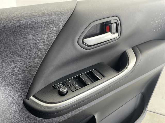 トヨタ ヴォクシー ハイブリッド S－Z 福島県 2023(令5)年 2.2万km スパークリングブラックパールクリスタルシャイン /純正10.5インチディスプレイオーディオPlus//ナビ付/フルセグTV Bluetooth Miracast/CD DVD FM AM HDMI USB//バックカメラ//純正フリップダウンモニター//トヨタセーフティーセンス//アダプティブクルーズコントロール//快適利便パッケージ//ハンズフリーデュアルパワースライドドア//ユニバーサルステップ//パワーバックドア //ステアリングヒーター//オットマン//セカンドシートシートヒーター //フロントシートシートヒーター //電動パーキングブレーキ//ビルトインETC2.0//100Vコンセント