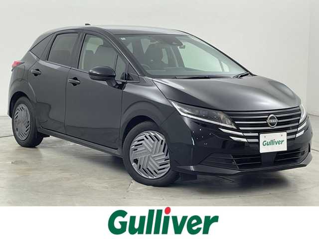 日産 ノート X 福岡県 2024(令6)年 0.5万km スーパーブラック 純正９型ディスプレイオーディオ　/バックカメラ　/ＥＴＣ　/ナビ連動前方ドラレコ　/コーナーセンサー　/エマージェンシーブレーキ　/レーンキープ　/プッシュスタート　/電動格納式ドアミラー　/オートライト　/ＬＥＤライト