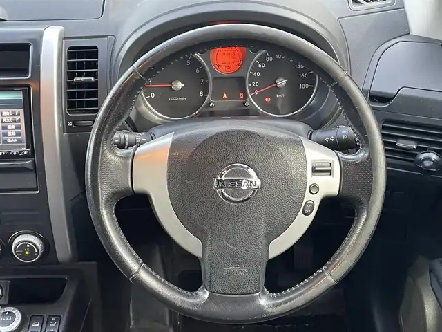日産 エクストレイル 20Xtt 千葉県 2010(平22)年 18.3万km ダイヤモンドブラック 純正ディーラーナビ(AM/FM/CD/DVD/SD/USB/ワンセグ)/クルーズコントロール/駆動モード切替システム/全席シートヒーター/ダウンヒルアシスト/HIDヘッドライト/電動格納ミラー/純正フロアマット/オートライト/ハーフレザーシート/ドアバイザー/ETC/シガーソケット/ルーフレール