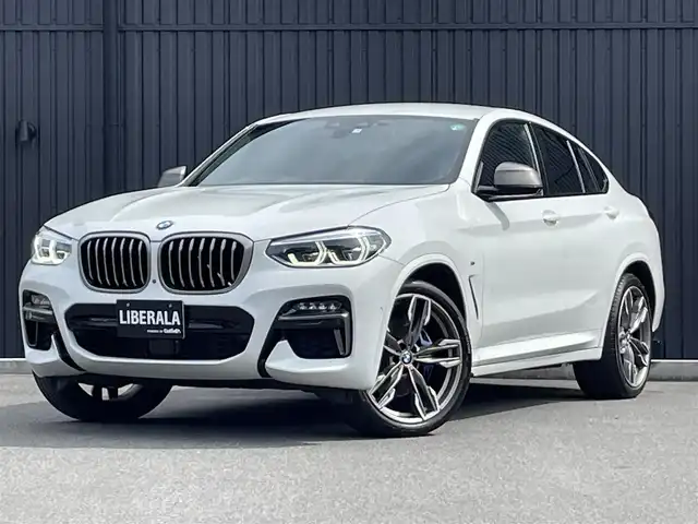 ＢＭＷ Ｘ４ M40i 福島県 2020(令2)年 5万km アルピンホワイトⅢ アクティブクルーズコントロール/ブラインドスポットモニター/レーンキープアシスト/インテリジェントセーフティ/・前車接近警告/・衝突回避・被害軽減ブレーキ/・車線逸脱警/ヴァーネスカレザーシート/シートヒーター(全席)/パワーシート(前席)/パワーリアゲート/フットオープナー/純正ナビ(BT/USB)/Qi充電/フルセグTV/360°カメラ/バックカメラ/純正21AW/純正ドライブレコーダー(前後)/ミラー一体型ETC2.0/アンビエントライト/オートホールド/取扱説明書/保証書/スペアキー