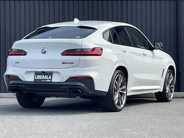 ＢＭＷ Ｘ４ M40i 福島県 2020(令2)年 5万km アルピンホワイトⅢ アクティブクルーズコントロール/ブラインドスポットモニター/レーンキープアシスト/インテリジェントセーフティ/・前車接近警告/・衝突回避・被害軽減ブレーキ/・車線逸脱警/ヴァーネスカレザーシート/シートヒーター(全席)/パワーシート(前席)/パワーリアゲート/フットオープナー/純正ナビ(BT/USB)/Qi充電/フルセグTV/360°カメラ/バックカメラ/純正21AW/純正ドライブレコーダー(前後)/ミラー一体型ETC2.0/アンビエントライト/オートホールド/取扱説明書/保証書/スペアキー