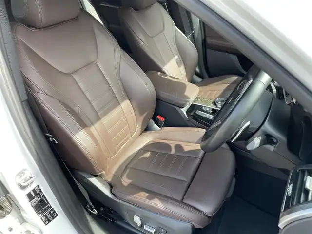 ＢＭＷ Ｘ４ M40i 福島県 2020(令2)年 5万km アルピンホワイトⅢ アクティブクルーズコントロール/ブラインドスポットモニター/レーンキープアシスト/インテリジェントセーフティ/・前車接近警告/・衝突回避・被害軽減ブレーキ/・車線逸脱警/ヴァーネスカレザーシート/シートヒーター(全席)/パワーシート(前席)/パワーリアゲート/フットオープナー/純正ナビ(BT/USB)/Qi充電/フルセグTV/360°カメラ/バックカメラ/純正21AW/純正ドライブレコーダー(前後)/ミラー一体型ETC2.0/アンビエントライト/オートホールド/取扱説明書/保証書/スペアキー