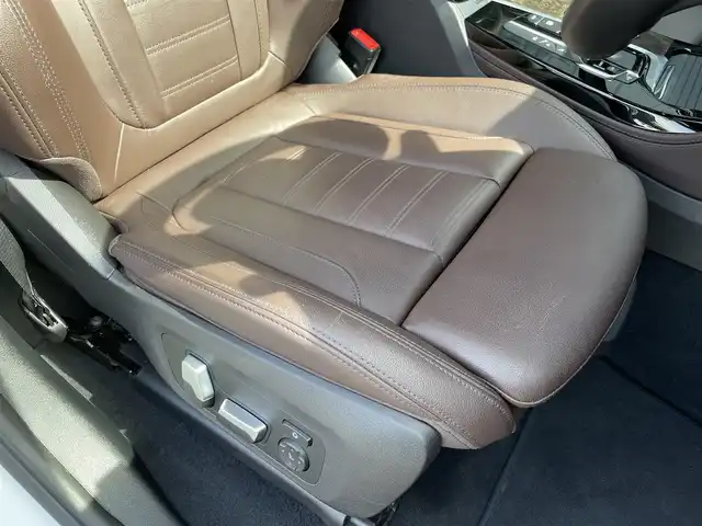 ＢＭＷ Ｘ４ M40i 福島県 2020(令2)年 5万km アルピンホワイトⅢ アクティブクルーズコントロール/ブラインドスポットモニター/レーンキープアシスト/インテリジェントセーフティ/・前車接近警告/・衝突回避・被害軽減ブレーキ/・車線逸脱警/ヴァーネスカレザーシート/シートヒーター(全席)/パワーシート(前席)/パワーリアゲート/フットオープナー/純正ナビ(BT/USB)/Qi充電/フルセグTV/360°カメラ/バックカメラ/純正21AW/純正ドライブレコーダー(前後)/ミラー一体型ETC2.0/アンビエントライト/オートホールド/取扱説明書/保証書/スペアキー