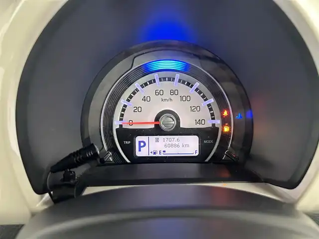 スズキ ハスラー F リミテッド Ⅱ 道央・札幌 2018(平30)年 6.1万km ブルーイッシュブラックパール/シルバー2トーン ・4WD/・レーダーブレーキサポート/・社外ナビ/・フルセグ/BT/CD/DVD/・ETC/・運転席シートヒーター/・社外エンジンスターター/・ダウンヒルアシスト/・ミラーヒーター/・ステアリングスイッチ/・横滑り防止装置/・積込社外AW付冬タイヤ