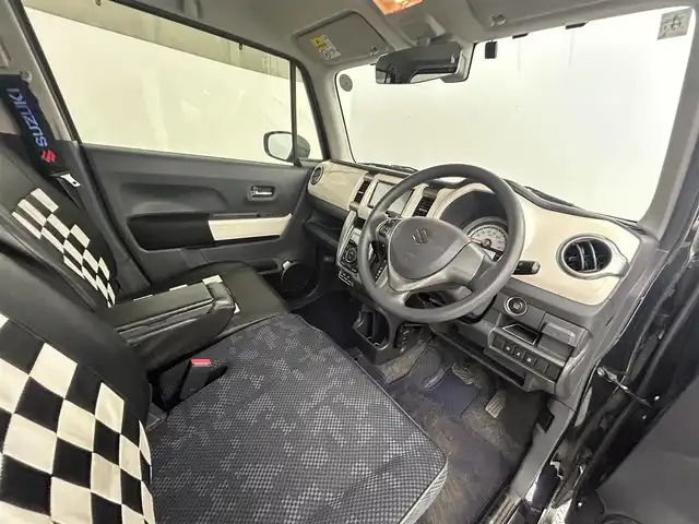 スズキ ハスラー F リミテッド Ⅱ 道央・札幌 2018(平30)年 6.1万km ブルーイッシュブラックパール/シルバー2トーン ・4WD/・レーダーブレーキサポート/・社外ナビ/・フルセグ/BT/CD/DVD/・ETC/・運転席シートヒーター/・社外エンジンスターター/・ダウンヒルアシスト/・ミラーヒーター/・ステアリングスイッチ/・横滑り防止装置/・積込社外AW付冬タイヤ