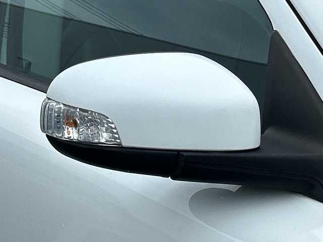 ボルボ Ｖ７０ 千葉県 2006(平18)年 14.4万km 白 黒革シート サンルーフ