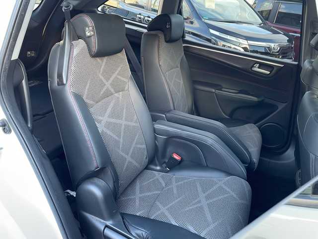 ホンダ ジェイド RS 長野県 2015(平27)年 10万km ホワイトオーキッドパール 禁煙車/ワンオーナー/ターボ/社外SDナビ//Bluetooth/CD/DVD/フルセグTV/クルーズコントロール/アイドリングストップ/横滑り防止装置/LEDヘッドライト/ハーフレザー/ETC/純正AW/純正フロアマット/ドアバイザー/スマートキー/プッシュスタート/パワーステアリング/パワーウィンドウ/保証書/取扱説明書