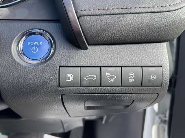 トヨタ カムリ G 大阪府 2018(平30)年 5.5万km プラチナホワイトパールマイカ 純正ナビ(BT/フルセグ/AUX/DVD)/バックカメラ/レーダークルーズコントロール/衝突被害軽減システム/レーンキープアシスト/盗難防止装置/横滑り防止装置/モデリスタ/純正フロアマット/社外アルミホイール/ETC/LEDヘッドライト/オートライト/オートマチックハイビーム/スペアキー/エンジンスタートボタン