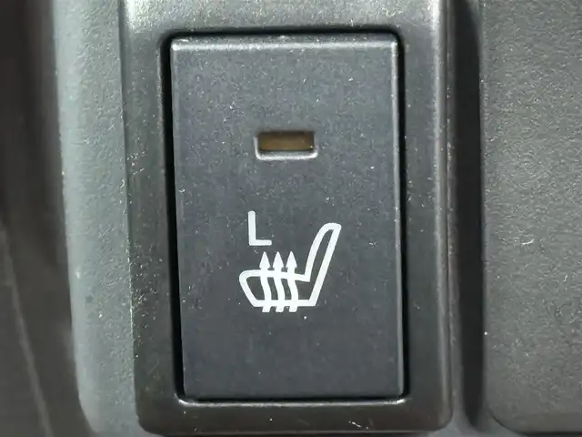 スズキ ハスラー X ターボ 福岡県 2017(平29)年 6万km ポジティブグリーンメタリック/ブラック2トーン 純正ナビ／フルセグＴＶ／ＢＴ　/ビルトインＥＴＣ　/ドライブレコーダー　/ターボ車　/衝突被害軽減システム　/レーンキープ　/横滑り防止　/アイドリングストップ　/シートヒーター　/オートライト　/純正１５インチＡＷ