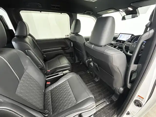 トヨタ ノア ハイブリッド S－Z 大分県 2022(令4)年 3.2万km ホワイトパールクリスタルシャイン 純正10型ディスプレィオーディオナビ/（Bluetooth/CarPlay/CD/DVD)/快適利便パッケージ/・パワーバックドア/・ナノイーX/・シートヒーター/・２列目オットマンシート/・ステアリングヒーター/・ハンズフリーパワースライドドア/LEDヘッドライト/ハーフレザーシート/トヨタセーフティセンス/（衝突回避支援パッケージ）/・プリクラッシュセーフティ/・レーントレーンシングアシスト/・レーダークルーズコントロール/・オートマチックハイビーム/フリップダウンモニター/ステアリングヒーター/パーキングアシスト/前後クリアランスソナー/プッシュエンジンスタート/スマートキー/ビルトインETC2.0/保証書＆取説