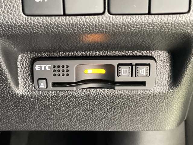 ホンダ フリード＋ G ホンダセンシング 愛知県 2017(平29)年 4.3万km シトロンドロップ ホンダセンシング/純正ナビ/両側パワースライドドア/レーダークルーズコントロール/純正アルミホイール/LEDヘッドライト/レーンキープアシスト/ドライブレコーダー/衝突軽減システム/フルセグ/CD DVD/Bluetooth/ステアリングスイッチ/スマートキー/プッシュスタート