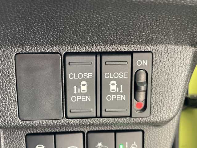 ホンダ フリード＋ G ホンダセンシング 愛知県 2017(平29)年 4.3万km シトロンドロップ ホンダセンシング/純正ナビ/両側パワースライドドア/レーダークルーズコントロール/純正アルミホイール/LEDヘッドライト/レーンキープアシスト/ドライブレコーダー/衝突軽減システム/フルセグ/CD DVD/Bluetooth/ステアリングスイッチ/スマートキー/プッシュスタート