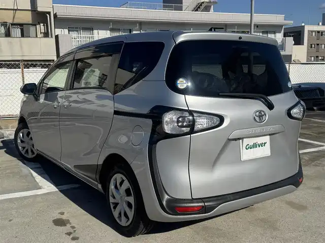 トヨタ シエンタ X 広島県 2017(平29)年 9.8万km シルバーM ワンオーナー/セーフティーセンスC/・プリクラッシュセーフティーシステム/・レーンディパーチャーアラート/・オートマチックハイビーム/・先行車発信告知機能/・オプティトロンメーター/・ステアリングスイッチ/純正ディーラーオプションナビ/・フルセグTV/・Bluetooth/ビルトインETC/ドライブレコーダー(HDR-201G)/アイドリングストップ/スペアキーあり