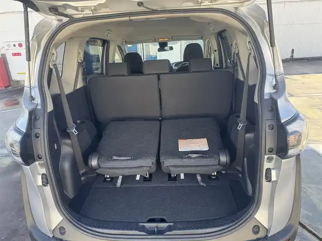 トヨタ シエンタ X 広島県 2017(平29)年 9.8万km シルバーM ワンオーナー/セーフティーセンスC/・プリクラッシュセーフティーシステム/・レーンディパーチャーアラート/・オートマチックハイビーム/・先行車発信告知機能/・オプティトロンメーター/・ステアリングスイッチ/純正ディーラーオプションナビ/・フルセグTV/・Bluetooth/ビルトインETC/ドライブレコーダー(HDR-201G)/アイドリングストップ/スペアキーあり