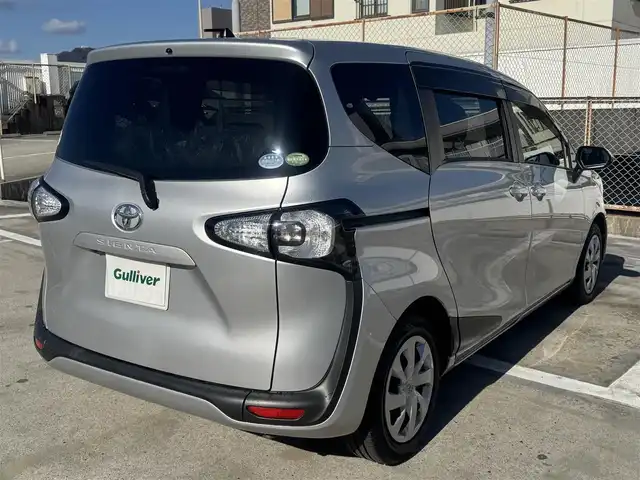 トヨタ シエンタ X 広島県 2017(平29)年 9.8万km シルバーM ワンオーナー/セーフティーセンスC/・プリクラッシュセーフティーシステム/・レーンディパーチャーアラート/・オートマチックハイビーム/・先行車発信告知機能/・オプティトロンメーター/・ステアリングスイッチ/純正ディーラーオプションナビ/・フルセグTV/・Bluetooth/ビルトインETC/ドライブレコーダー(HDR-201G)/アイドリングストップ/スペアキーあり