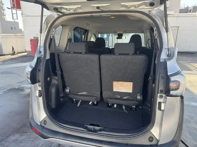 トヨタ シエンタ X 広島県 2017(平29)年 9.8万km シルバーM ワンオーナー/セーフティーセンスC/・プリクラッシュセーフティーシステム/・レーンディパーチャーアラート/・オートマチックハイビーム/・先行車発信告知機能/・オプティトロンメーター/・ステアリングスイッチ/純正ディーラーオプションナビ/・フルセグTV/・Bluetooth/ビルトインETC/ドライブレコーダー(HDR-201G)/アイドリングストップ/スペアキーあり