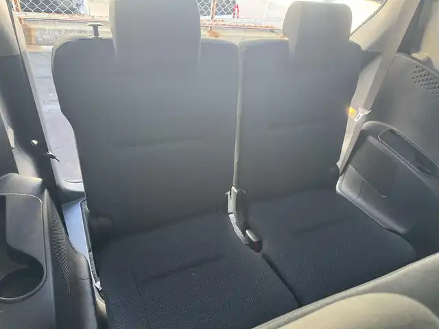 トヨタ シエンタ X 広島県 2017(平29)年 9.8万km シルバーM ワンオーナー/セーフティーセンスC/・プリクラッシュセーフティーシステム/・レーンディパーチャーアラート/・オートマチックハイビーム/・先行車発信告知機能/・オプティトロンメーター/・ステアリングスイッチ/純正ディーラーオプションナビ/・フルセグTV/・Bluetooth/ビルトインETC/ドライブレコーダー(HDR-201G)/アイドリングストップ/スペアキーあり