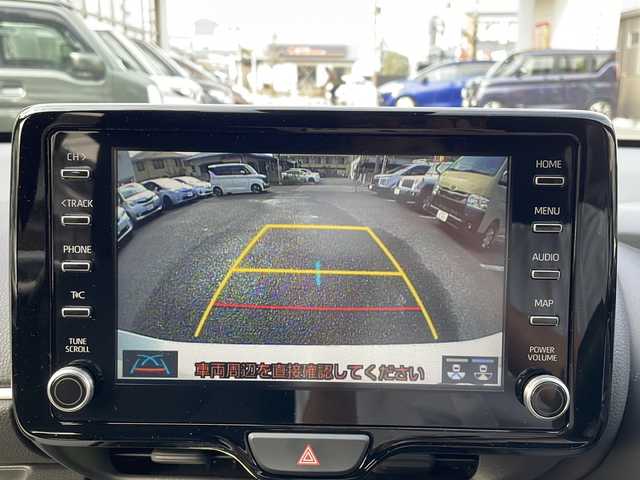 トヨタ ヤリス Z 大阪府 2020(令2)年 0.7万km ホワイトパールクリスタルシャイン 純正ナビ/バックモニター/ビルトインETC/レーダークルーズコントロール/LEDヘッドライト/クリアランスソナー/前席シートヒーター/革巻きステアリング/ドライブレコーダー/ウインカーミラー/フロアマット/ドアバイザー/保証書/取扱説明書