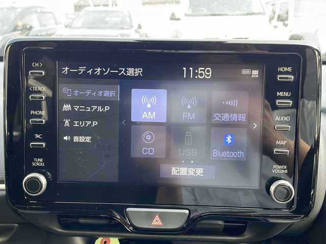 トヨタ ヤリス Z 大阪府 2020(令2)年 0.7万km ホワイトパールクリスタルシャイン 純正ナビ/バックモニター/ビルトインETC/レーダークルーズコントロール/LEDヘッドライト/クリアランスソナー/前席シートヒーター/革巻きステアリング/ドライブレコーダー/ウインカーミラー/フロアマット/ドアバイザー/保証書/取扱説明書