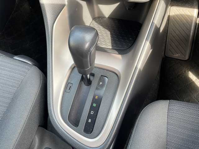 トヨタ ヤリス Z 大阪府 2020(令2)年 0.7万km ホワイトパールクリスタルシャイン 純正ナビ/バックモニター/ビルトインETC/レーダークルーズコントロール/LEDヘッドライト/クリアランスソナー/前席シートヒーター/革巻きステアリング/ドライブレコーダー/ウインカーミラー/フロアマット/ドアバイザー/保証書/取扱説明書