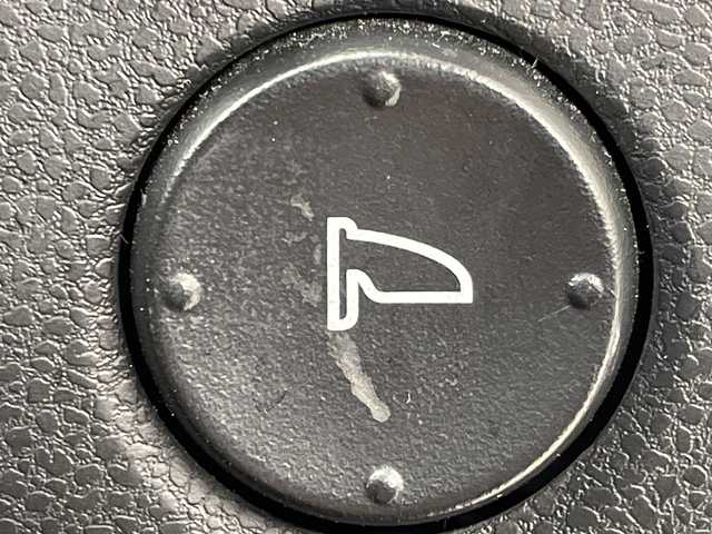 ホンダ フィット G 群馬県 2012(平24)年 1.3万km ピュアブルーメタリック 禁煙車　純正７インチナビ　盗難防止装置　ビルトインＥＴＣ　バックカメラ　ステアリングスイッチ　電動格納ミラー　パワーウィンドウ　オートエアコン　オートライト　スマートキー　ＨＩＤライト　ＥＣＯＮモード