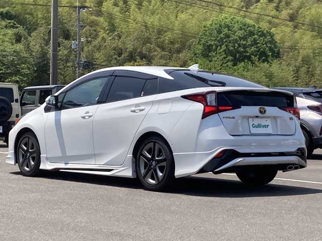 トヨタ プリウス A ツーリングセレクション 佐賀県 2020(令2)年 1万km プラチナホワイトパールマイカ モデリスタエアロ/純正9インチナビ/バックカメラ/トヨタセーフティセンス/・プリクラッシュセーフティ/・レーンディパーチャーアラート/・オートハイビーム/・アダプティブクルーズコントロール/パーキングアシスト/クリアランスソナー/リアクロストラフィックアラート/ブラインドスポットモニター/ヘッドアップディスプレイ/レザーシート/パワーシート/シートヒーター/ドライブレコーダー/プッシュスタート/スマートキー/LEDヘッドライト/フォグライト/純正アルミホイール