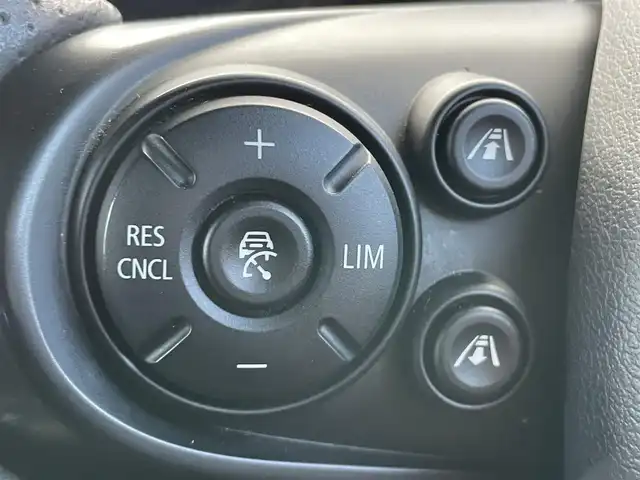 ＭＩＮＩ ＢＭＷ ミニ クラブマン クーパーSD 千葉県 2020(令2)年 4.6万km 緑Ⅱ ワンオーナー/純正８インチナビ/バックカメラ/ＬＥＤヘッドライト/オートライト/コーナーセンサー/純正１７インチアルミホイール/レーダークルーズコントロール/ＥＴＣ/プッシュスタート/スマートキー