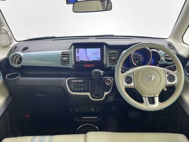 ホンダ Ｎ ＢＯＸ スラッシュ X 三重県 2015(平27)年 5.7万km ライトブルー 禁煙車/純正ナビ（VRM-155VFi）/・フルセグ・Bluetooth・CD・DVD・SD/バックカメラ/ステアリングヒーター/前席シートヒーター/CTBA/クルーズコントロール/ETC/前方ドライブレコーダー/置くだけ充電/本革巻きステアリング/オートライト/電子パーキング