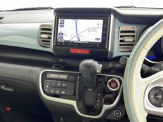 ホンダ Ｎ ＢＯＸ スラッシュ X 三重県 2015(平27)年 5.7万km ライトブルー 禁煙車/純正ナビ（VRM-155VFi）/・フルセグ・Bluetooth・CD・DVD・SD/バックカメラ/ステアリングヒーター/前席シートヒーター/CTBA/クルーズコントロール/ETC/前方ドライブレコーダー/置くだけ充電/本革巻きステアリング/オートライト/電子パーキング