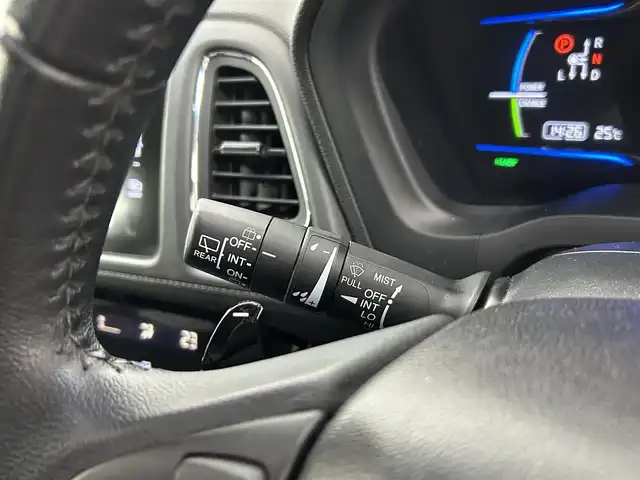 ホンダ ヴェゼル ハイブリッド X 福岡県 2014(平26)年 10万km ミスティックグリーンパール 純正ナビ（ＢＴ，フルセグＴＶ）　/バックカメラ　/ビルトインＥＴＣ　/前後ドライブレコーダー　/クルーズコントロール　/シティブレーキアクティブシステム　/パドルシフト　/ＥＣＯＮ　/純正１６インチＡＷ　/ＬＥＤライト