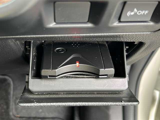 スバル インプレッサ ＸＶ ハイブリッド 2．0i－L アイサイト 茨城県 2014(平26)年 10.6万km デザートカーキ ４WD/社外ナビゲーション/Bluetooth/フルセグTV/バックカメラ/アイサイト/レーダークルーズコントロール/横滑り防止装置/衝突被害軽減システム/プッシュスタート/スマートキー/ETC/純正17インチAW/運転席パワーシート/オートライト/HIDヘッドライト/保証書、取扱説明書