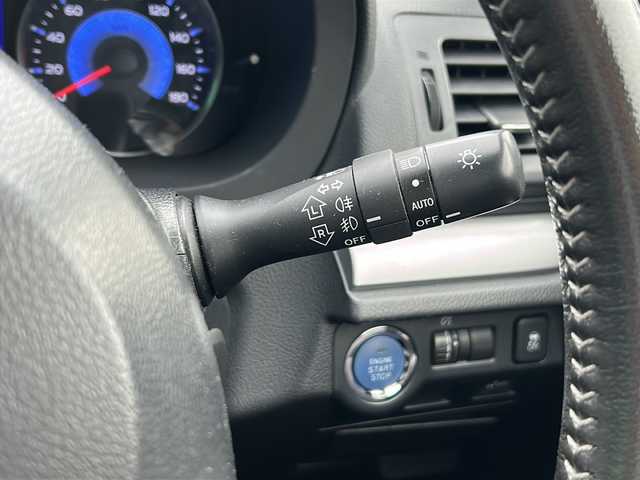 スバル インプレッサ ＸＶ ハイブリッド 2．0i－L アイサイト 茨城県 2014(平26)年 10.6万km デザートカーキ ４WD/社外ナビゲーション/Bluetooth/フルセグTV/バックカメラ/アイサイト/レーダークルーズコントロール/横滑り防止装置/衝突被害軽減システム/プッシュスタート/スマートキー/ETC/純正17インチAW/運転席パワーシート/オートライト/HIDヘッドライト/保証書、取扱説明書