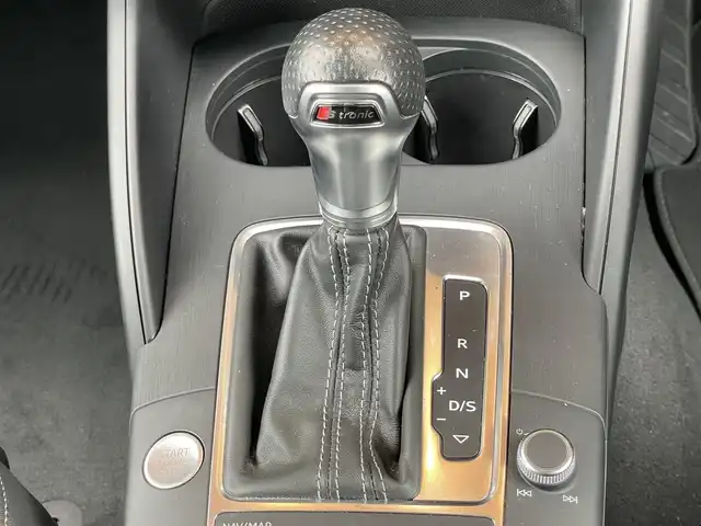 アウディ Ａ３ SB 1．4 TFSI スポーツ 鹿児島県 2018(平30)年 3万km 黒 Sラインパッケージ/禁煙車/純正SDナビ(Bluetooth/フルセグ/DVD)/セーフティパッケージ/コンビニエンスパッケージ/バーチャルコックピット/パドルシフト/USB入力端子/純正ETC2.0/ハーフレザーシート/シートヒーター(運転席/助手席)/パワーシート(運転席)/前方ドライブレコーダー/フロアマット/クルーズコントロール追従走行有/横滑り防止装置/アイドリングストップ/オートライト/LEDヘッドライト/前後フォグ/ダブル・サイドエアバッグ