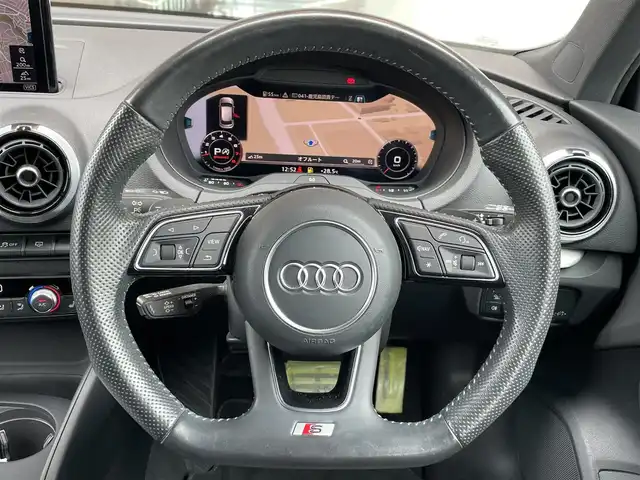 アウディ Ａ３ SB 1．4 TFSI スポーツ 鹿児島県 2018(平30)年 3万km 黒 Sラインパッケージ/禁煙車/純正SDナビ(Bluetooth/フルセグ/DVD)/セーフティパッケージ/コンビニエンスパッケージ/バーチャルコックピット/パドルシフト/USB入力端子/純正ETC2.0/ハーフレザーシート/シートヒーター(運転席/助手席)/パワーシート(運転席)/前方ドライブレコーダー/フロアマット/クルーズコントロール追従走行有/横滑り防止装置/アイドリングストップ/オートライト/LEDヘッドライト/前後フォグ/ダブル・サイドエアバッグ