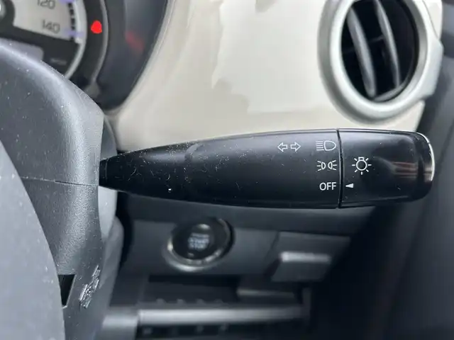 スズキ ハスラー G 滋賀県 2019(令1)年 4.3万km フェニックスレッドパール/ブルーイッシュブラックパール ガソリン（ハイブリッド）/2WD(FF)/CVT/社外7インチナビ【CN-E310D】/（FM/AM/CD/ワンセグ/Bluetooth）/プリクラッシュブレーキアシスト	/ブレーキアシスト	/レーンキープアシスト	/横滑り防止/アイドリングストップ/プッシュスタート/ヘッドライトレベリング/ステアリングスイッチ/ハロゲンヘッドライト/社外フロアマット/ドアバイザー/D/N席シートヒーター/オートエアコン/電動格納ミラー