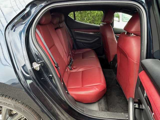 マツダ マツダ３ファストバック XD バーガンディセレクション 静岡県 2020(令2)年 4.8万km ディープクリスタルブルーマイカ ワンオーナー/純正ナビ（ナビ　Bluetooth　ETC連動　音声認識）/本革レザーシート/社外ドライブレコーダー前後/シートメモリー機能/純正ビルトインETC/パワーシートD＋N席/360度ビューモニター/スマートキー/スペアキー×1/LEDオートヘッドライト/純正アルミホイール/MTモード付きAT