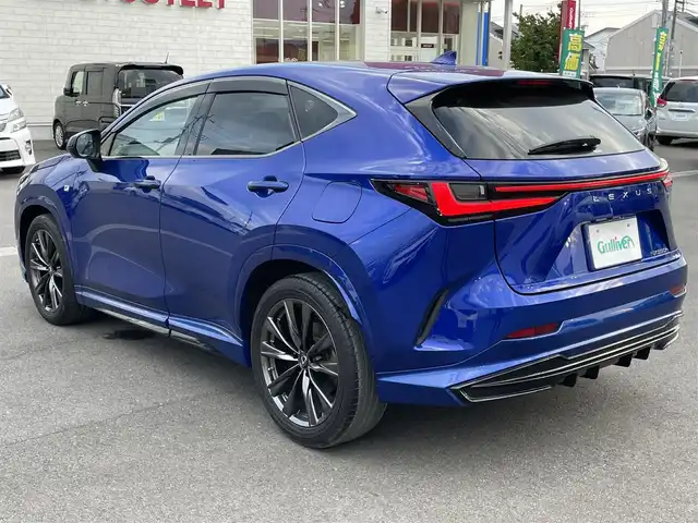 レクサス ＮＸ 350h Fスポーツ 群馬県 2022(令4)年 9.4万km ヒートブルーコントラストレイヤリング レクサスセーフティーシステム/・プリクラッシュ/・クリアランスソナー/・ブラインドスポット/・レーンディパーチャー/・デジタルインナーミラー/・クルーズコントロール/・オートライト/・オートマチックハイビーム/・横滑り防止/・パノラミックビューモニター/・SOSコール/純正14インチナビ/・AM/FM/フルセグTV/・Bluetooth/USB/シートメモリー/パワーシート前席/シートヒーター前席/エアシート前席/パワーバックドア/ハンドルヒーター/サンルーフ/ヒーターミラー/ＥＴＣ2.0/純正フルエアロ/純正ドラレコ/LEDヘッドライト/スマートキー/プッシュスタート