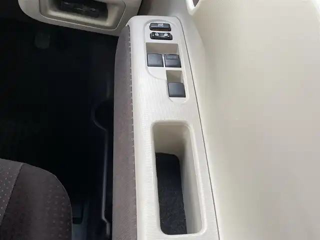 トヨタ スペイド G 山梨県 2015(平27)年 5.5万km シトラスマイカメタリック 純正SDナビ(NSZT-W64)/純正CD/DVD/Bluetooth接続/フルセグTV/バックカメラ/ETC/ドライブレコーダー/運転席シートヒーター/ISOFIX/サイドバイザー/スペアキー1本/保証書