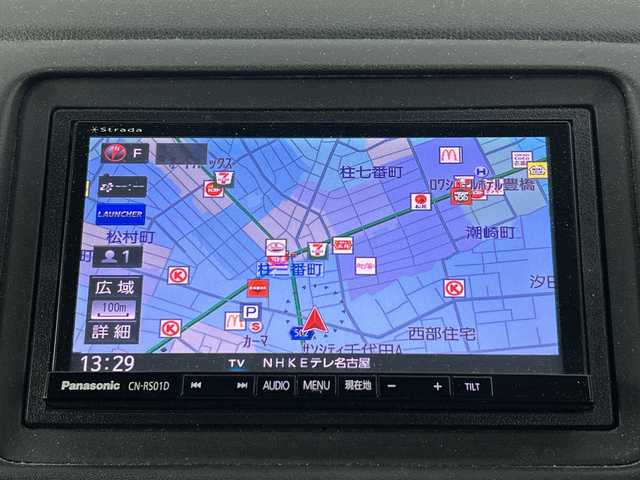 ホンダ ヴェゼル X 愛知県 2015(平27)年 7.4万km アラバスターシルバーメタリック 禁煙車/7インチナビ/（ＤＶＤ/ＣＤ/フルセグTV/Bluetooth/ＡＭ/ＦＭ）/バックカメラ/純正リアスポイラー/シティブレーキアクティブシステム/ＥＴＣ/純正１６インチアルミホイール/横滑り防止装置/アイドリングストップ/プシュスタート/スマートキー/LEDヘッドライト/フロントフォグランプ/電動格納ミラー/純正フロアマット